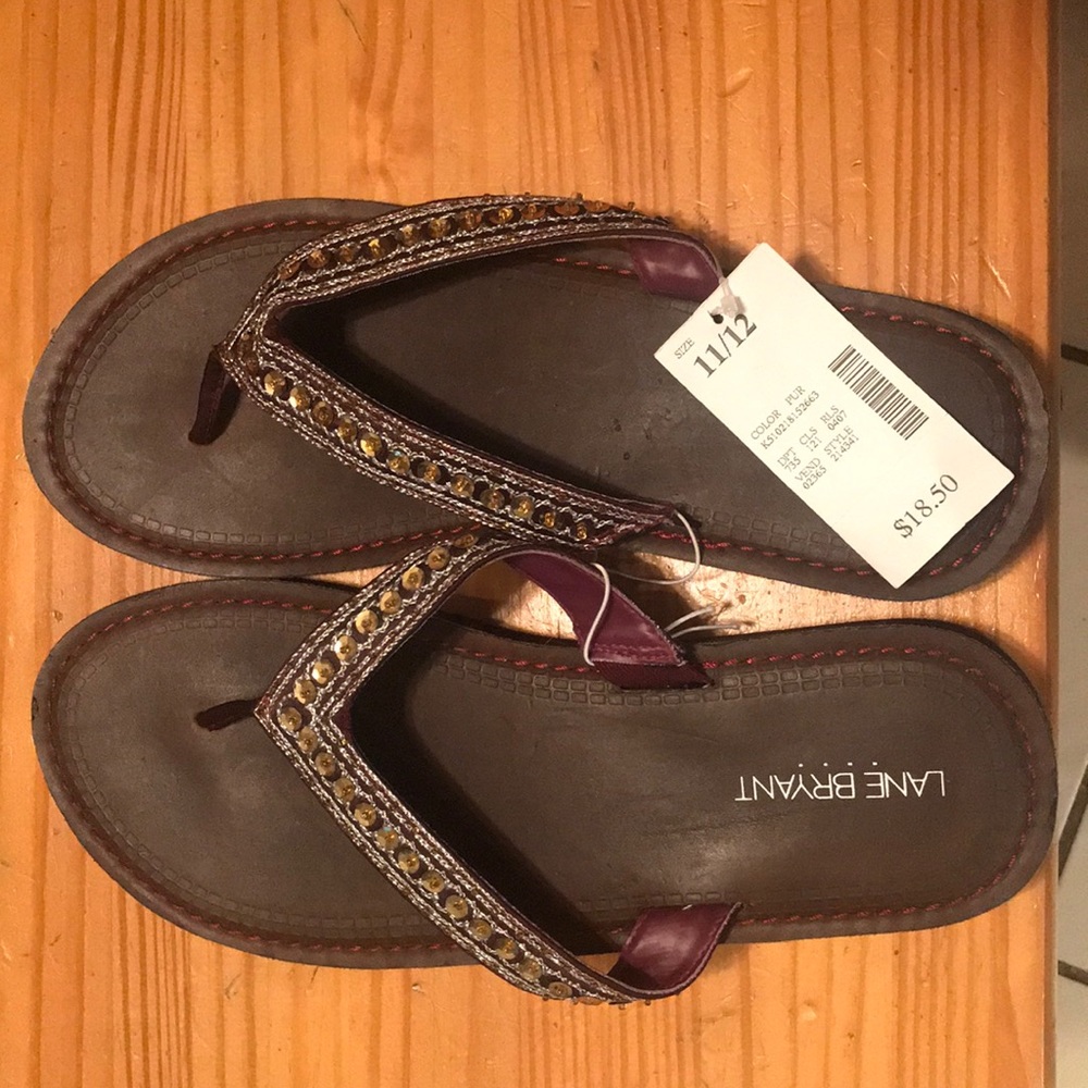 NWT LANE BRYANT SANDALS!